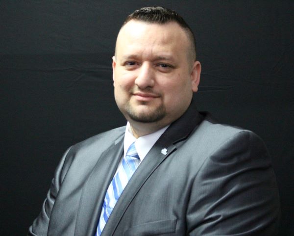 Eddie Esparza - General Manager 